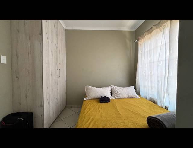2 BEDROOM APARTMENT TO LET IN WEST ACRES